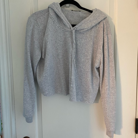 Brandy Melville Jackets & Blazers - Brandy Melville Crop Pullover Grey